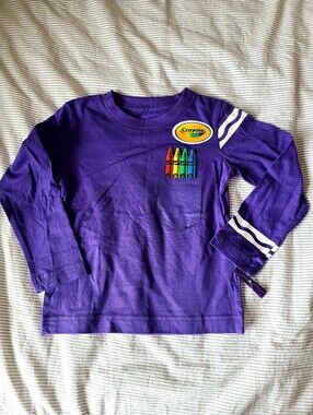 Crayola T-shirt💜
